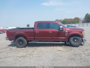 2017 FORD F-350 LARIAT