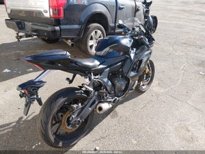 2023 YAMAHA YZFR7