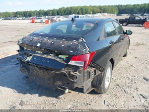 2022 HYUNDAI ELANTRA SE