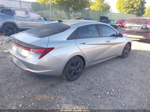 2022 HYUNDAI ELANTRA SEL