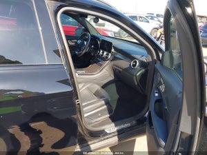 2022 MERCEDES-BENZ GLC 300 SUV