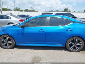 2022 NISSAN SENTRA SR XTRONIC CVT