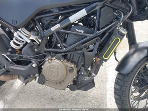 2023 HUSQVARNA VITPILEN 401/SVARTPILEN 401
