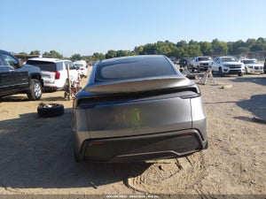 2026 TESLA MODEL Y PREMIUM REAR-WHEEL DRIVE/REAR-WHEEL DRIVE