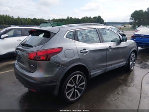 2017 NISSAN ROGUE SPORT SL