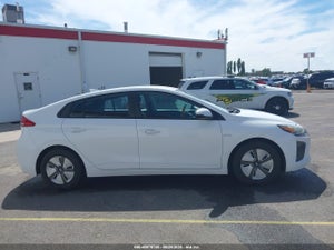 2018 HYUNDAI IONIQ HYBRID BLUE