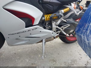 2023 DUCATI PANIGALE V2