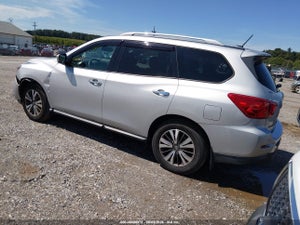 2017 NISSAN PATHFINDER SV