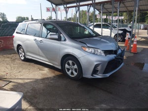 2020 TOYOTA SIENNA LE