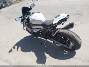 2026 BMW S 1000 RR