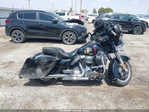 2019 HARLEY-DAVIDSON FLHT