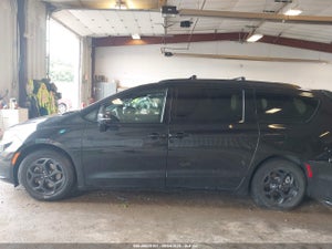 2022 CHRYSLER PACIFICA HYBRID LIMITED