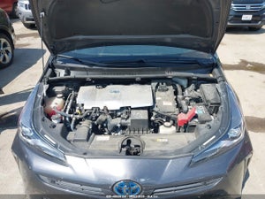 2019 TOYOTA PRIUS XLE