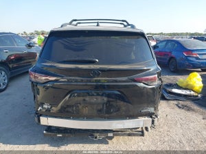 2026 TOYOTA SIENNA WOODLAND EDITION