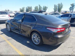 2019 TOYOTA CAMRY XLE