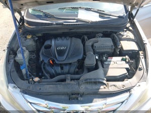 2011 HYUNDAI SONATA SE