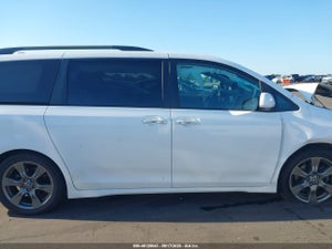 2020 TOYOTA SIENNA SE PREMIUM