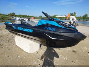 2019 SEADOO RXT
