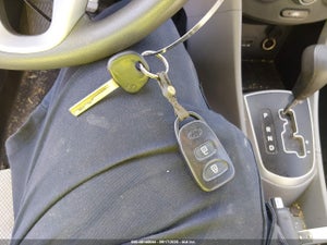 2013 HYUNDAI ACCENT GS