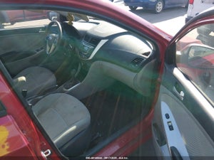 2013 HYUNDAI ACCENT GS