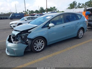 2013 TOYOTA PRIUS V FIVE