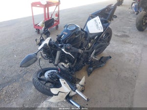 2017 YAMAHA YZFR3 A