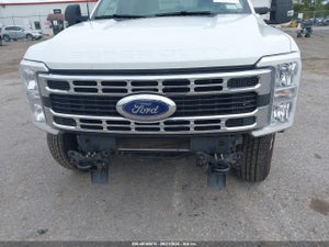 2025 FORD F-350 XLT