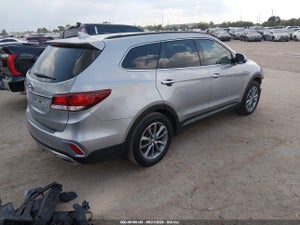 2018 HYUNDAI SANTA FE SE