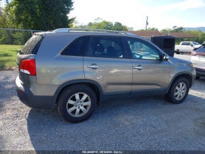 2013 KIA SORENTO LX