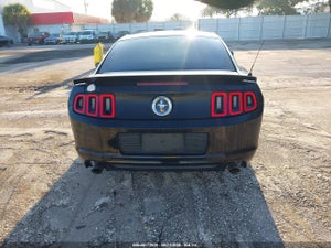 2013 FORD MUSTANG V6