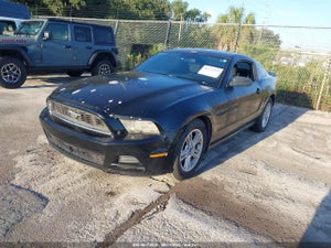 2013 FORD MUSTANG V6