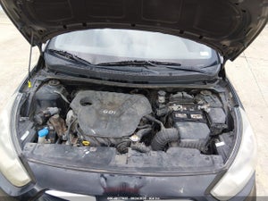 2012 HYUNDAI ACCENT SE