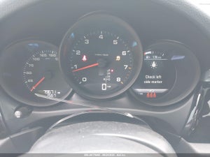 2021 PORSCHE MACAN