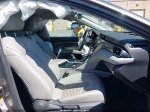 2019 TOYOTA CAMRY HYBRID SE