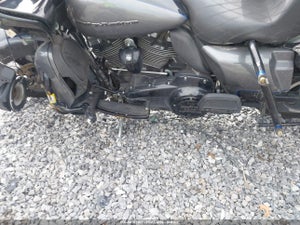2021 HARLEY-DAVIDSON FLTRK