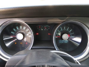 2011 FORD MUSTANG V6