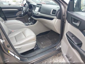 2014 TOYOTA HIGHLANDER XLE V6