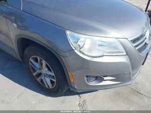 2011 VOLKSWAGEN TIGUAN S