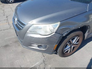 2011 VOLKSWAGEN TIGUAN S