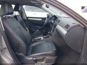 2013 VOLKSWAGEN PASSAT 2.5L SE