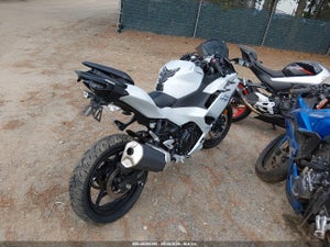 2025 KAWASAKI EX500