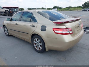2011 TOYOTA CAMRY LE