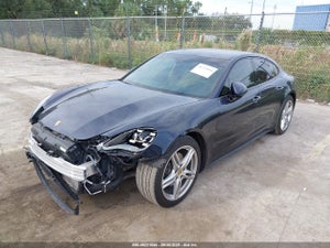 2018 PORSCHE PANAMERA 4