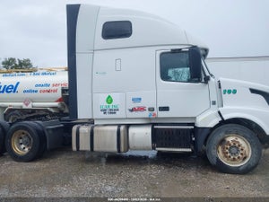2016 VOLVO VN VNL