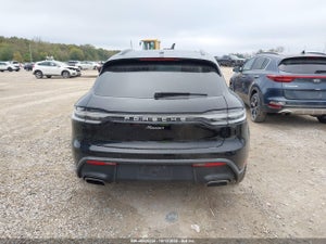 2022 PORSCHE MACAN