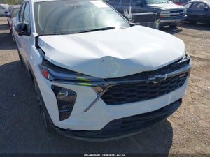 2025 CHEVROLET TRAX FWD 2RS