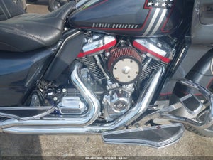 2019 HARLEY-DAVIDSON FLTRXSE