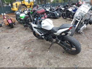 2020 KAWASAKI EX650 N