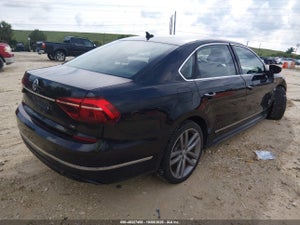 2017 VOLKSWAGEN PASSAT 1.8T R-LINE
