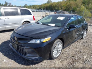 2020 TOYOTA CAMRY XLE AWD
